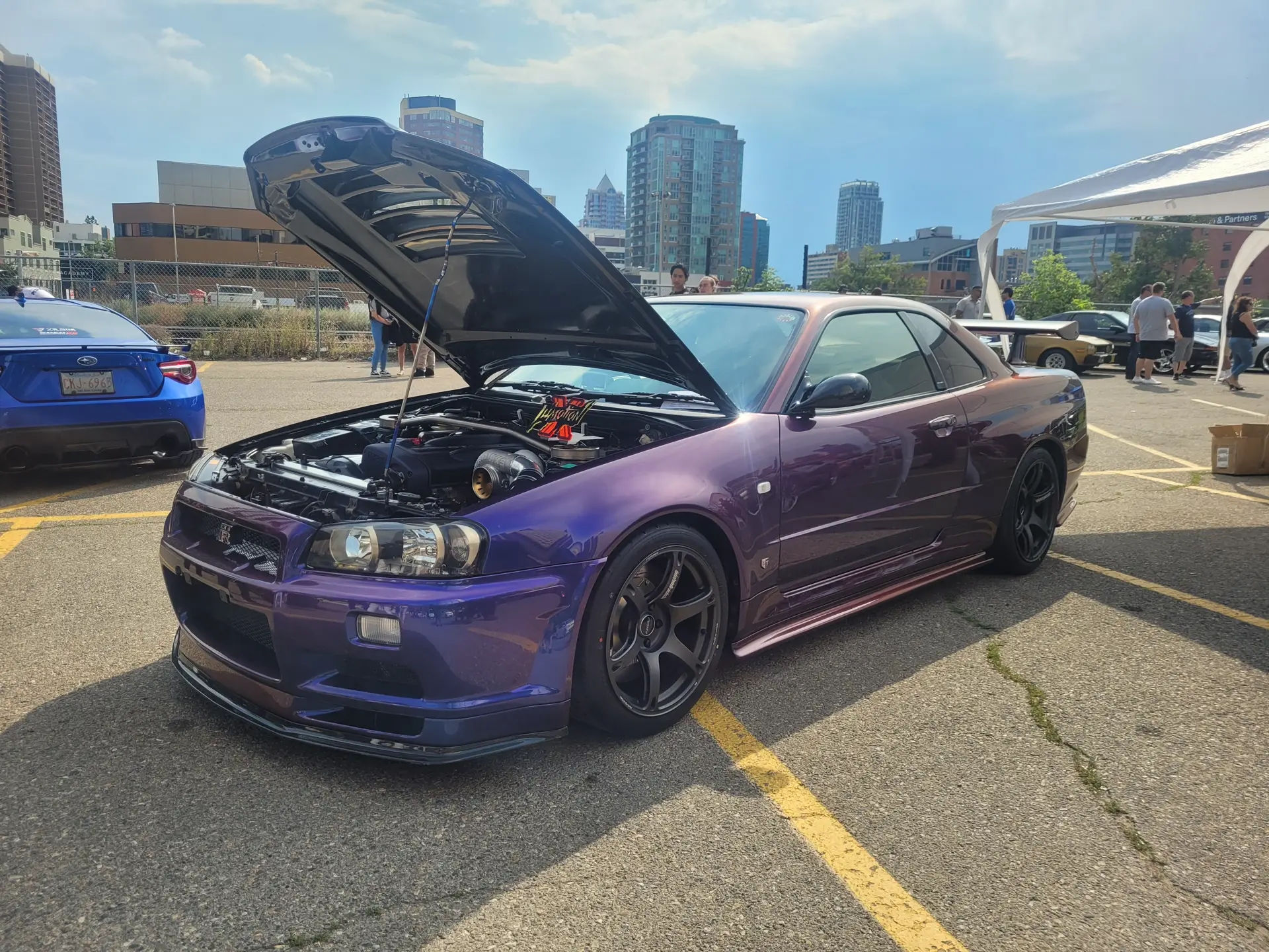 Nissan Skyline GT-R R34 HKS Hideck